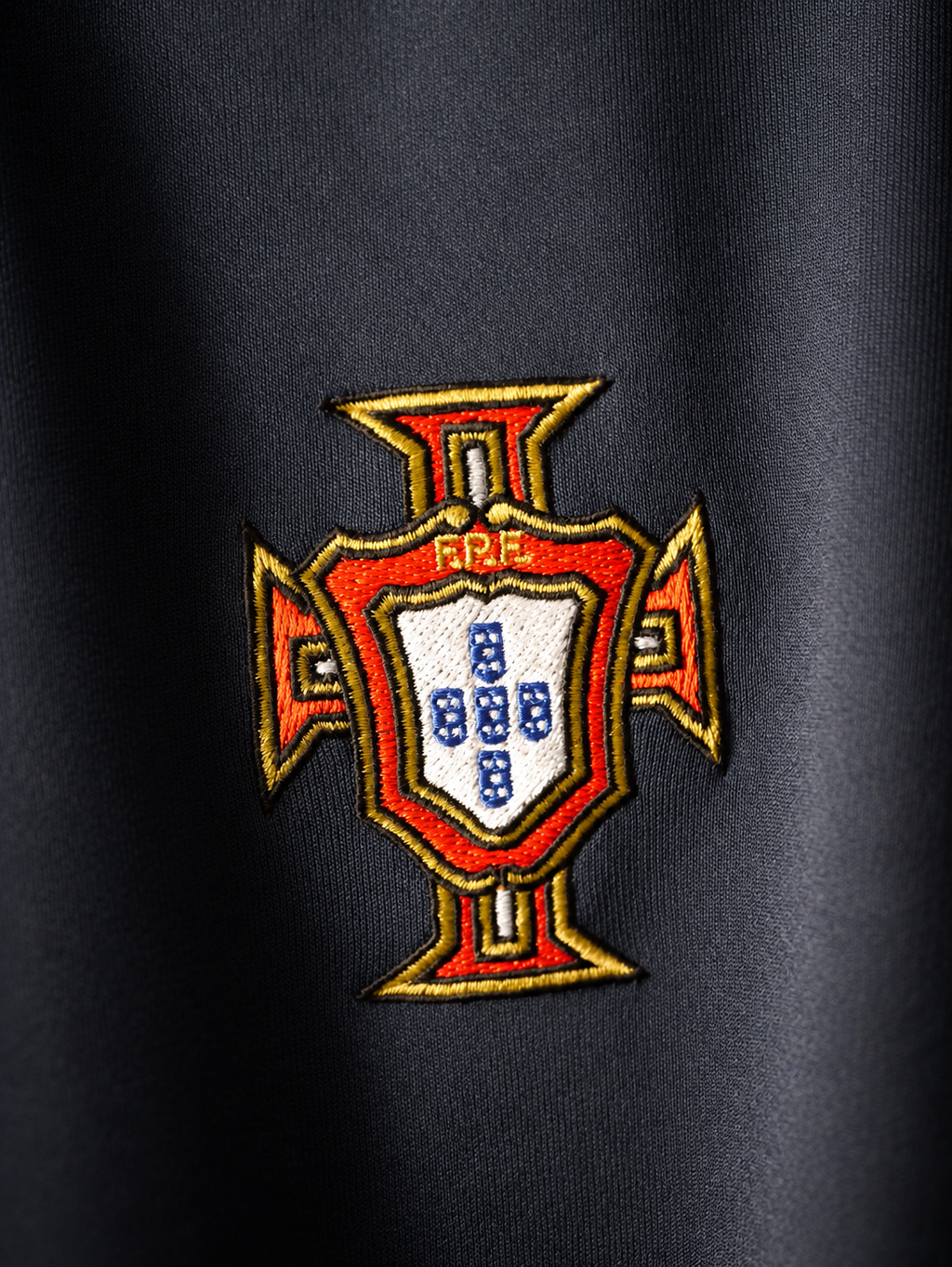 Nike Portugal Total 90 Crewneck — Deadstock Vintage